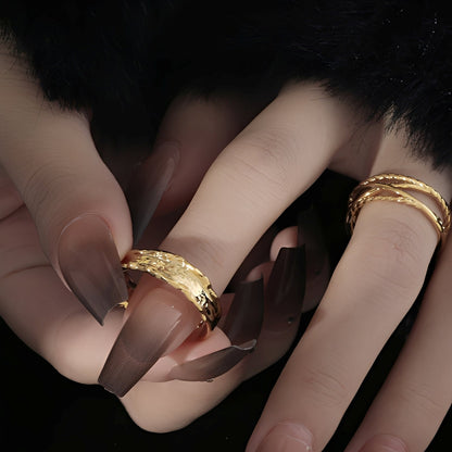 Sara – Bague Vintage en Or Forgé