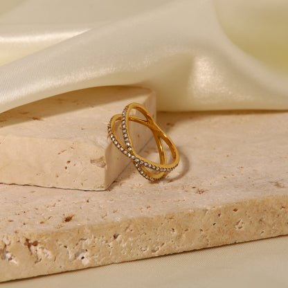 Nia – Bague Croix en Or avec Diamants