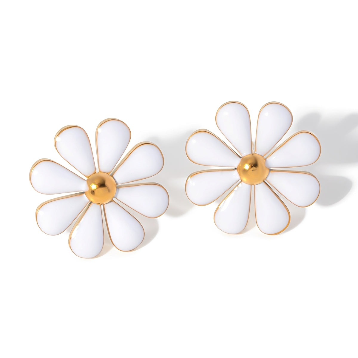 Yela – Boucles d'oreilles Marguerite avec Émail Blanc