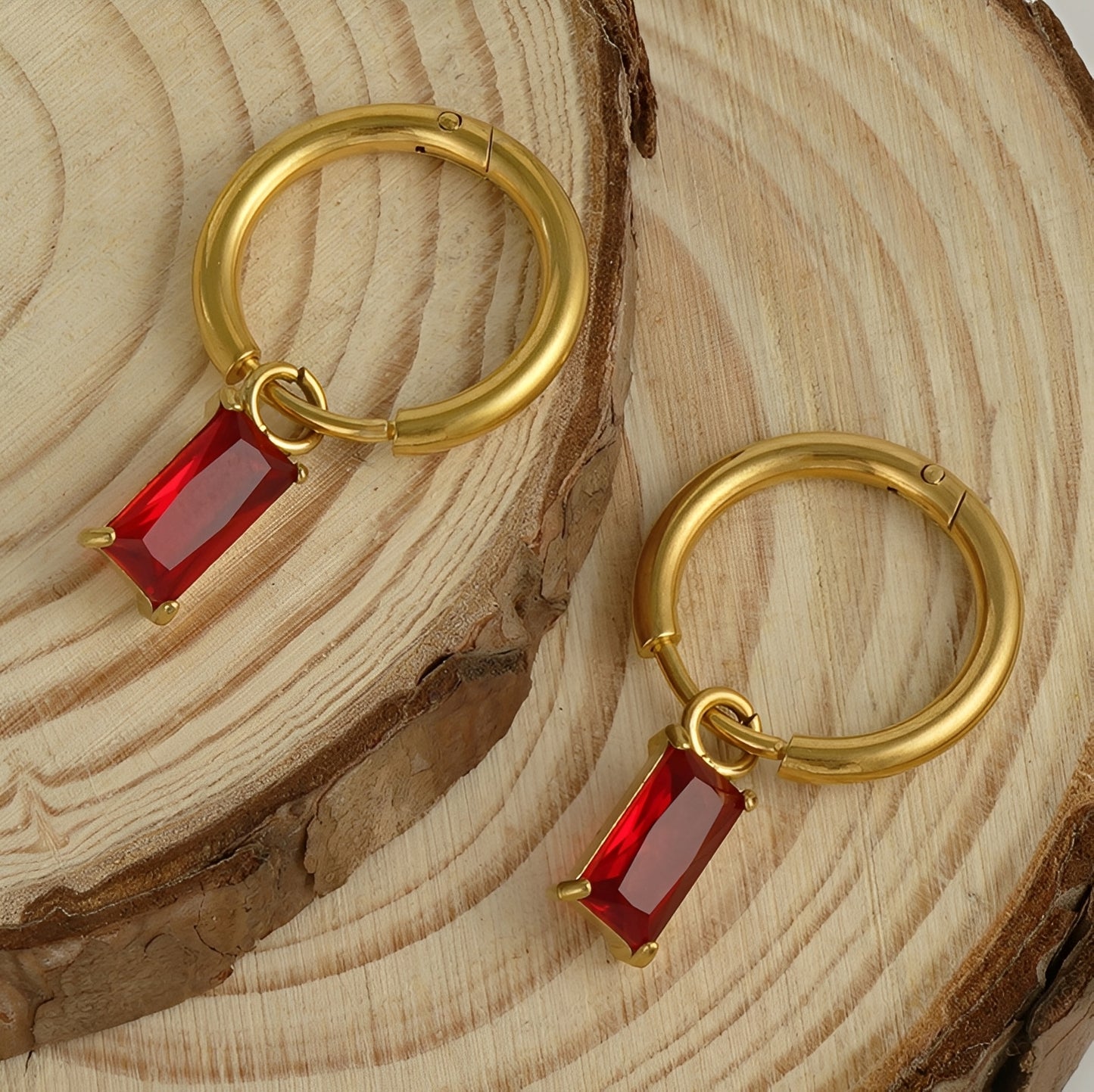 Amara – Boucles d’Oreilles Zircon Plaquées Or