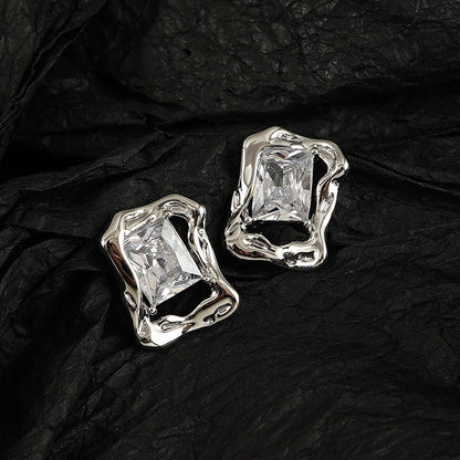 Hana – Boucles d’Oreilles Pierre Dorée Liquide