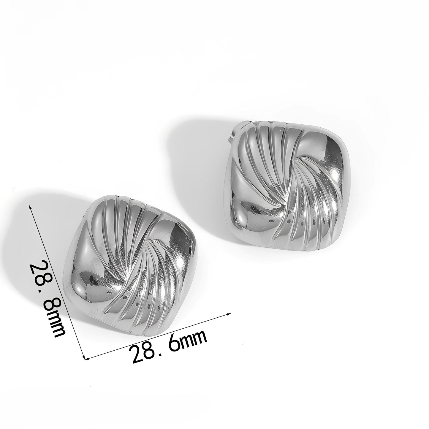 Kaia – Clous Géométriques Acier Titane