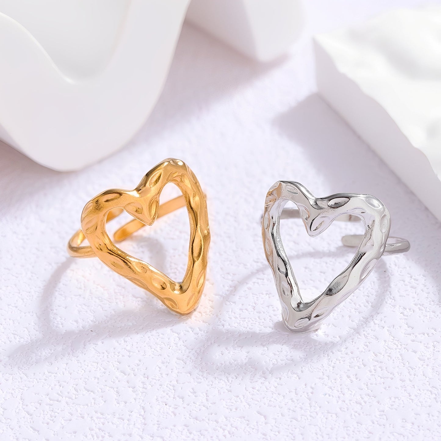Mikha – Bague Amour Ajustable au Style Rétro