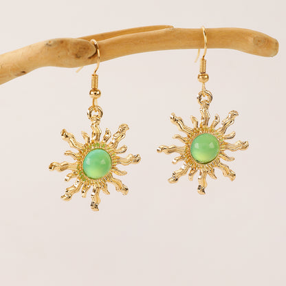 Solene – Boucles d'oreilles studs vintage à motif soleil