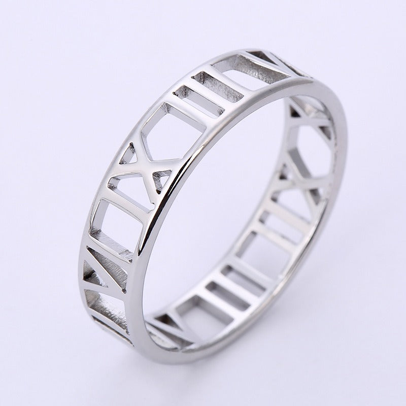 Valérie – Bague à Chiffres Romains Élégante