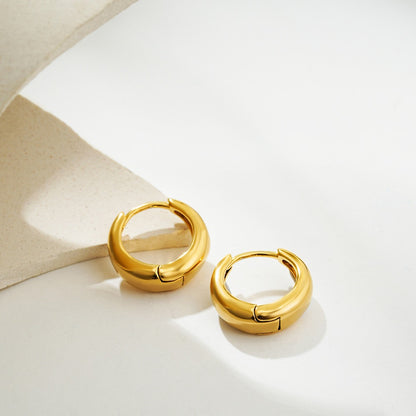 Aurya – Boucles d’Oreilles Simples et Brillantes en Or