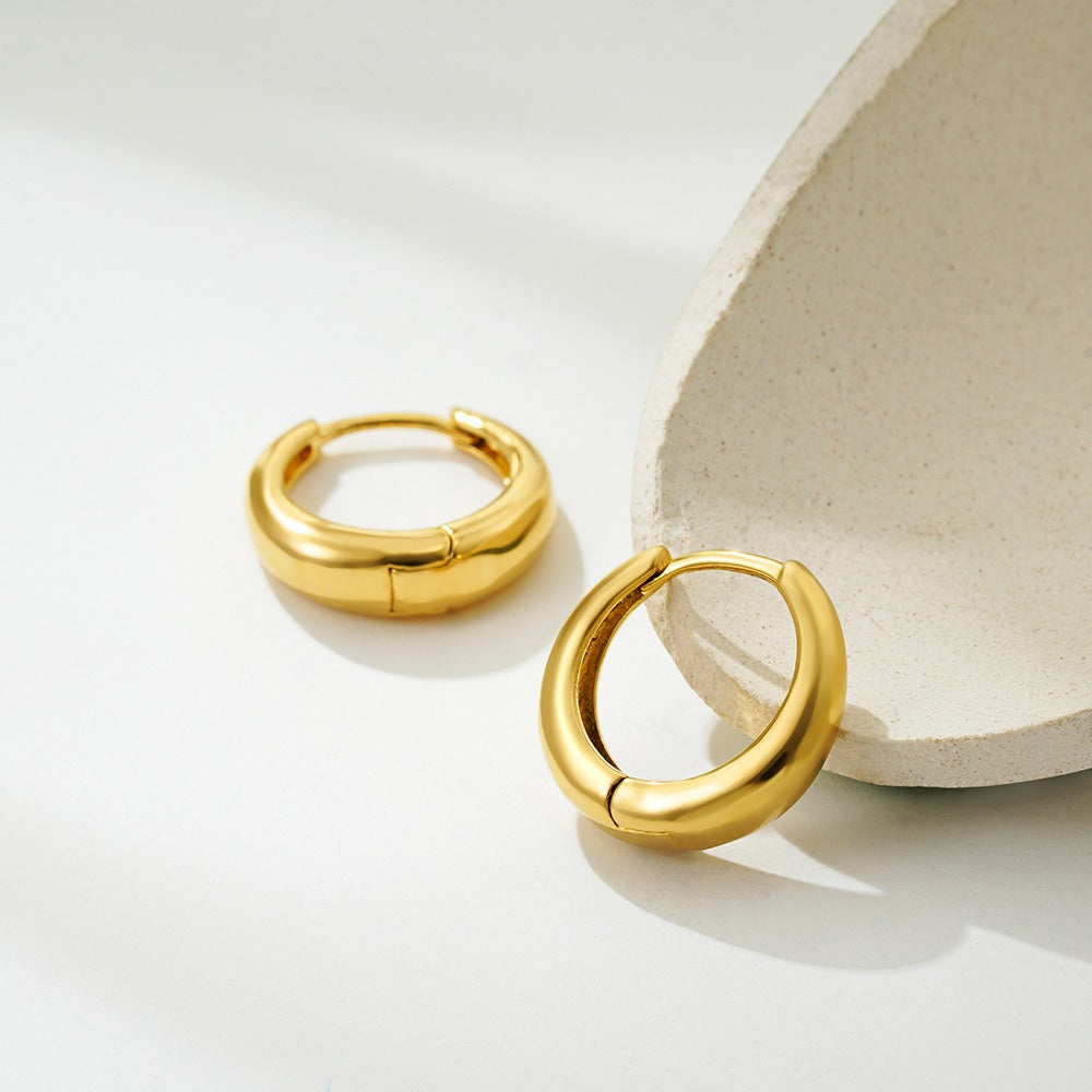 Aurya – Boucles d’Oreilles Simples et Brillantes en Or