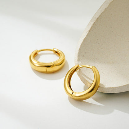 Aurya – Boucles d’Oreilles Simples et Brillantes en Or