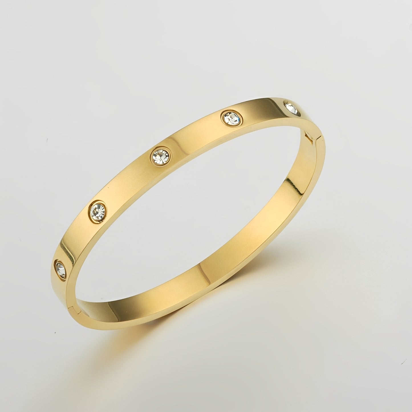 Carrie – Bracelet Manchette en Or avec Diamants
