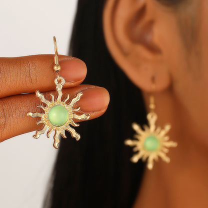 Solene – Boucles d'oreilles studs vintage à motif soleil