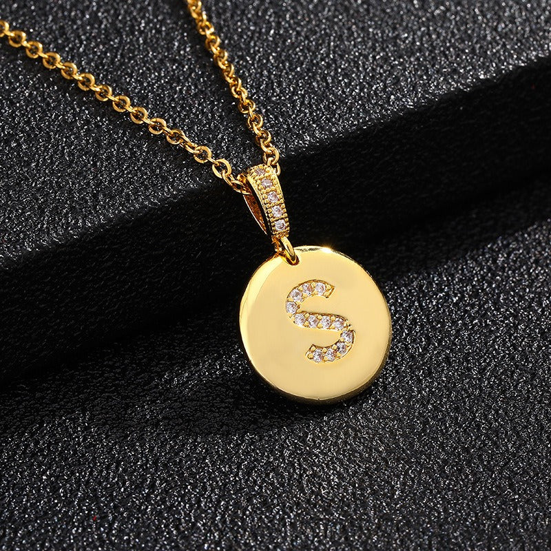 Alina – Collier Initiale Dorée