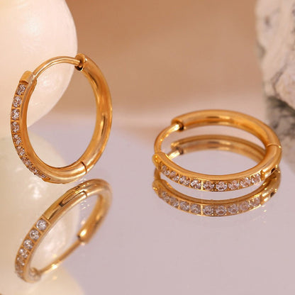 Verna – Boucles d'oreilles Huggie Éternité