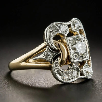 Leila - Bague Vintage Dorée avec Zircon Étincelant