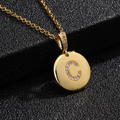 Alina – Collier Initiale Dorée