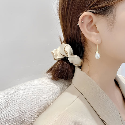 Helena – Boucles d’Oreilles Classiques à Perles