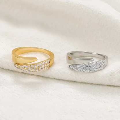 Irina – Anneau Courbe Doré 18K