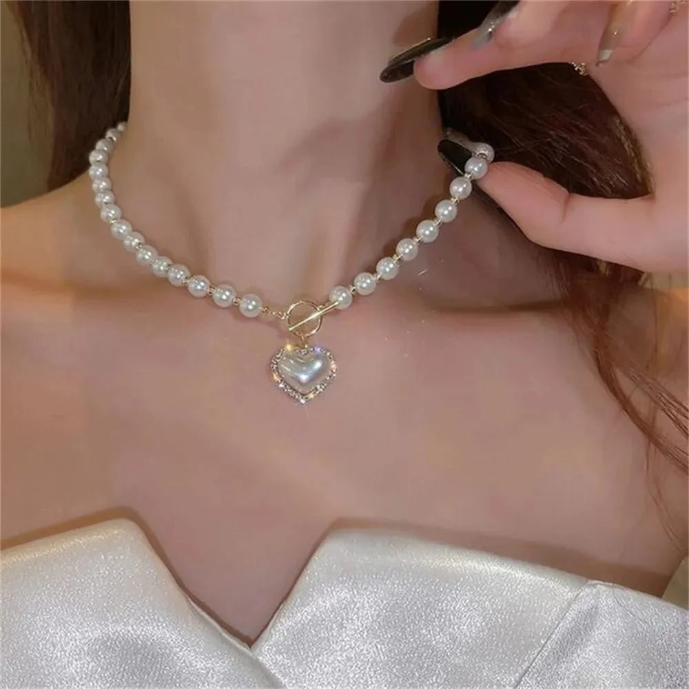 Amara – Collier Ras-du-Cou Perlé