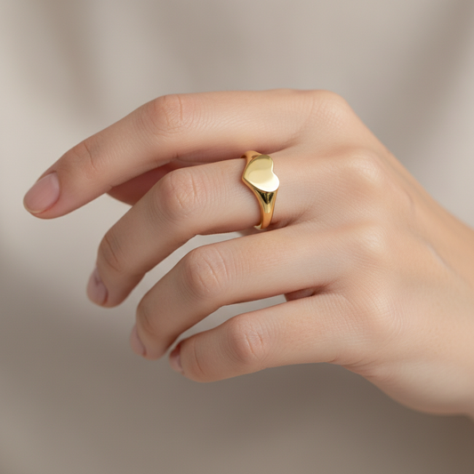 Lucia – Bague en Or avec Miroir et Design Amour Lumineux