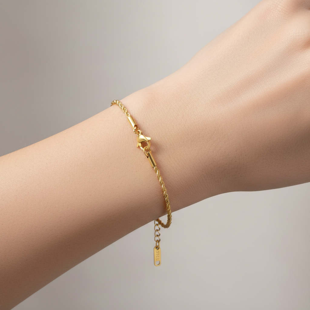 Ines – Bracelet Torsadé en Acier Inoxydable