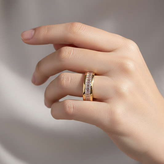 Klarissa – Bague Diamantée en Acier Inoxydable