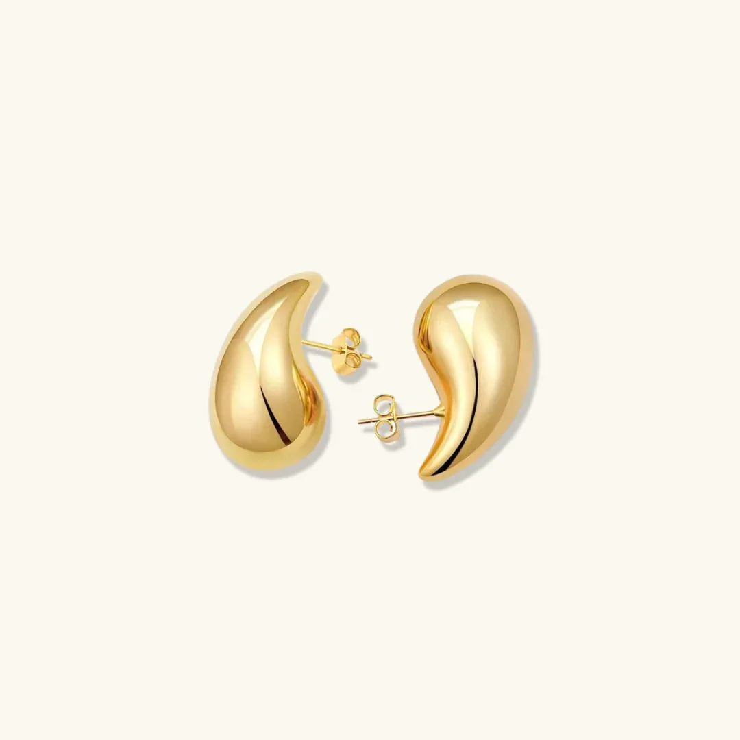 Sandra – Boucles Goutte Dorée Style Moderne