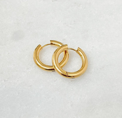 Felice – Boucles d'Oreilles Créoles Dorées Chunky Petites