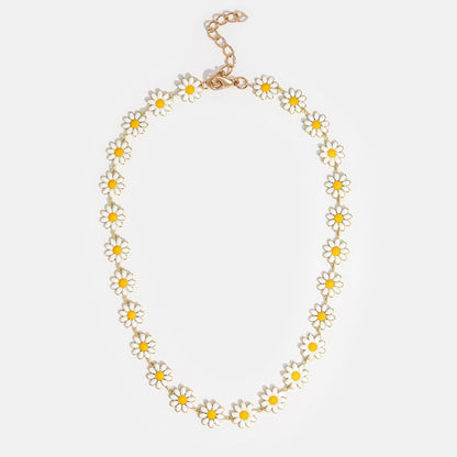 Daisy – Collier Fleur Blanche Élégante